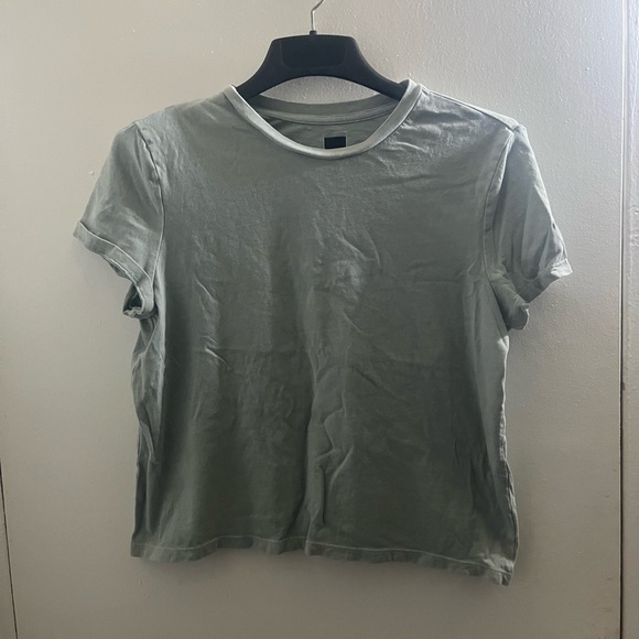 shrunken t Tops - Sleek Sage Short Sleeve Tee